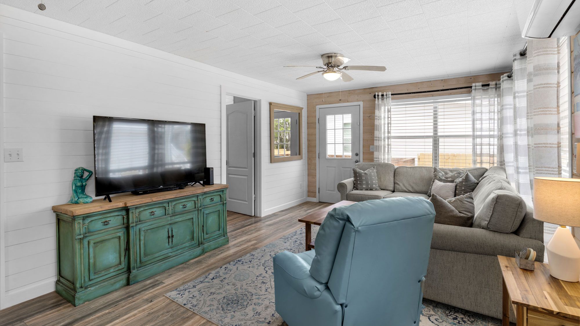 Coastal Charm: Living area