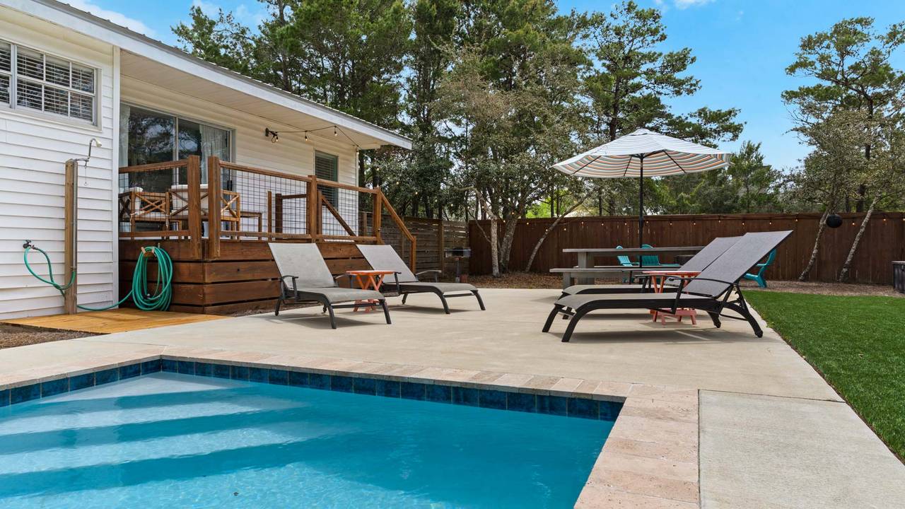 Coastal Charm: Private Heated Pool Coastal Charm: Private Heated Pool
