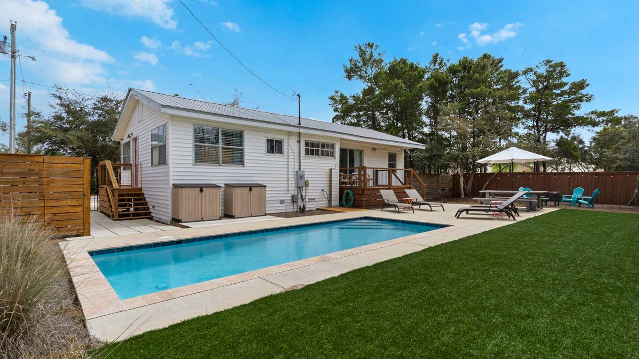 Coastal Charm: Private Heated Pool area Coastal Charm: Private Heated Pool area