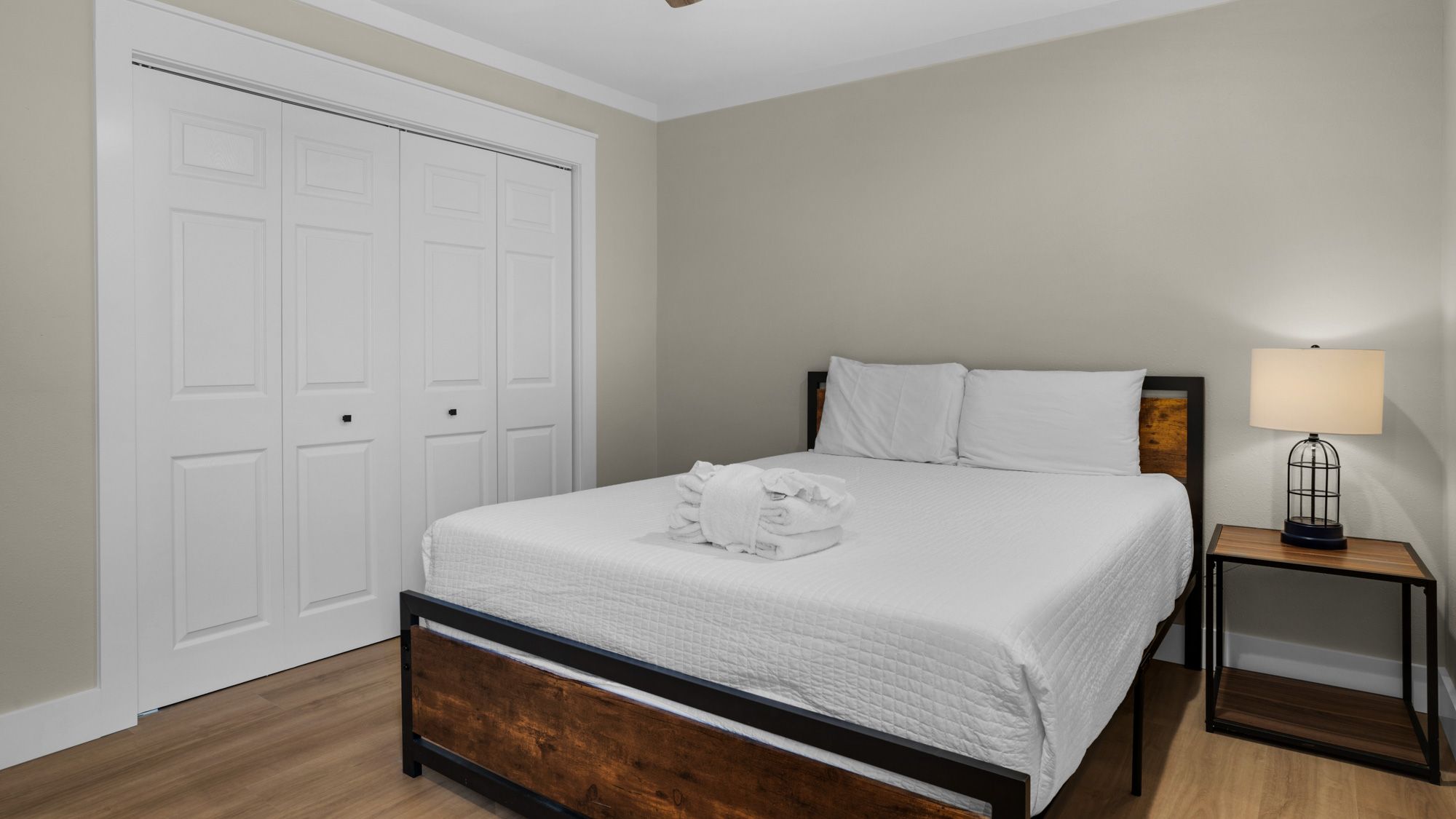 18 Initial Ln: Bedroom 2