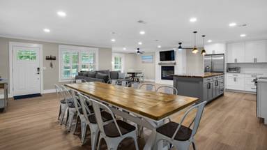 18 Initial Ln: Dining area seats 12 18 Initial Ln: Dining area seats 12