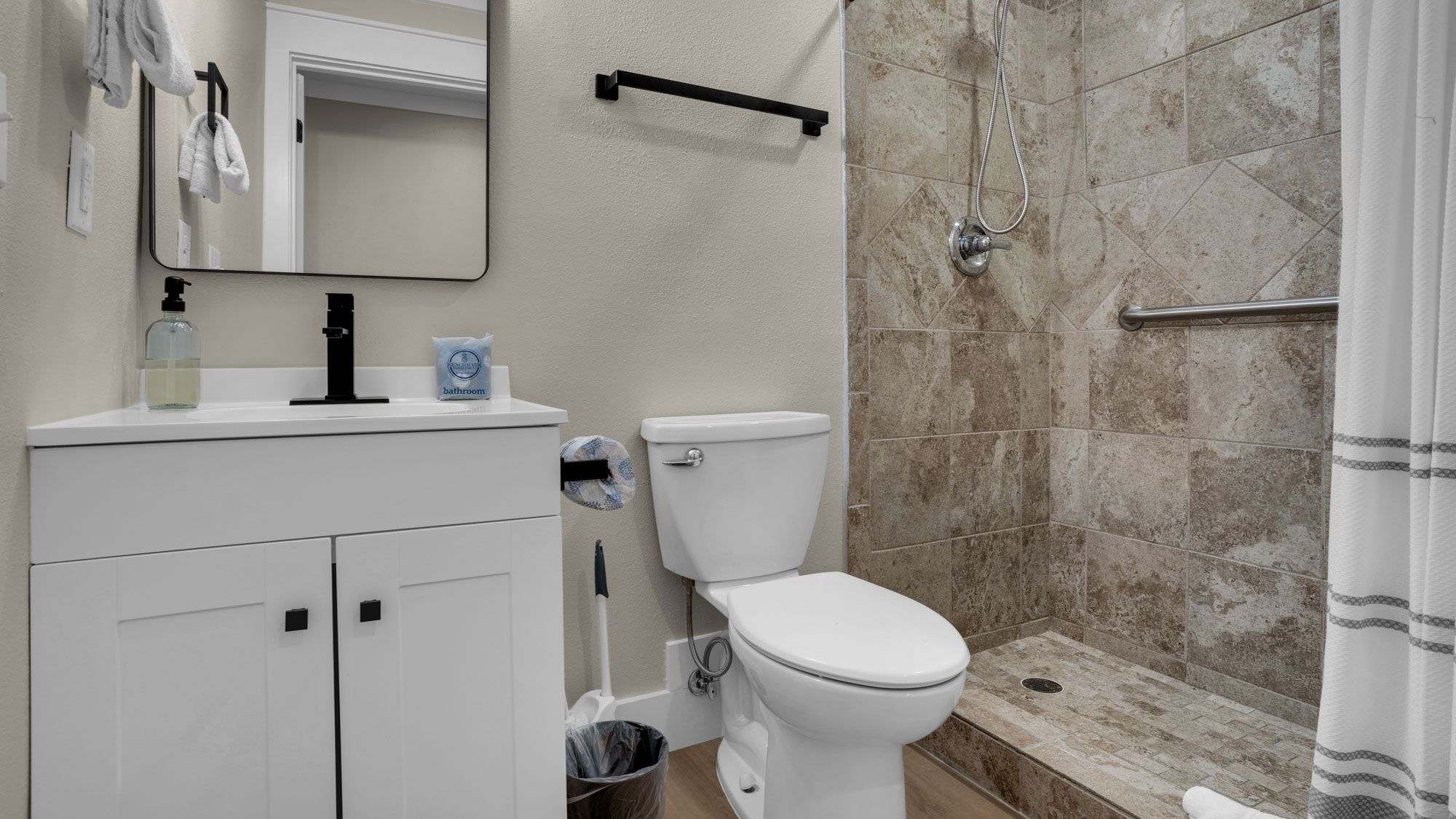 18 Initial Ln: Bathroom 2