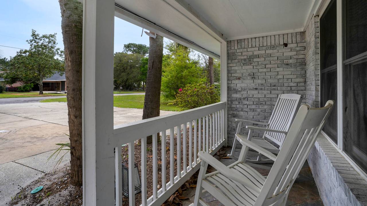 18 Initial Ln: Patio 18 Initial Ln: Patio