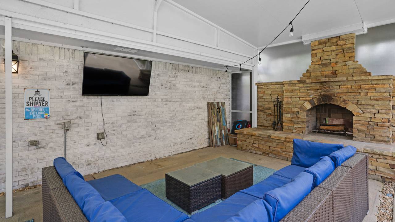 18 Initial Ln: Back Patio outside fire pit 18 Initial Ln: Back Patio outside fire pit