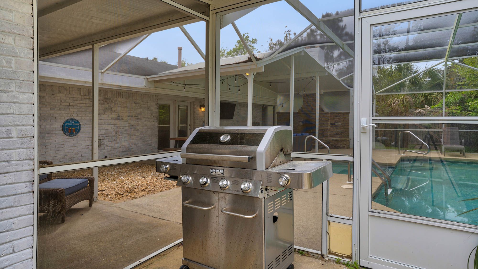 18 Initial Ln: Grill area