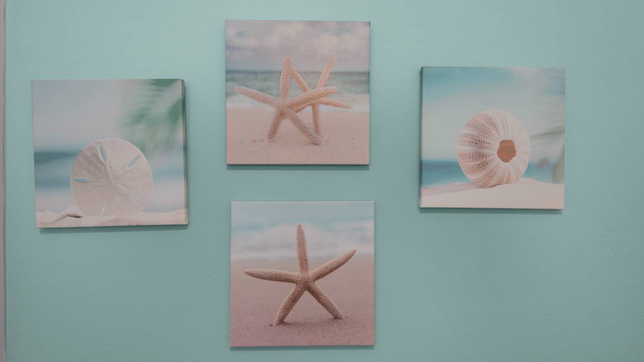 Walking on Waves Walking on Waves