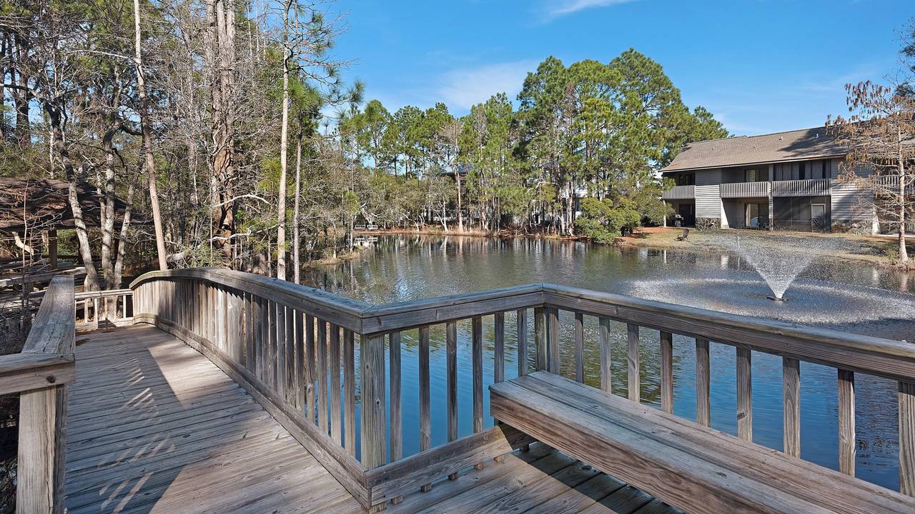 Cassine Village Grounds & Amenities Cassine Village Grounds & Amenities