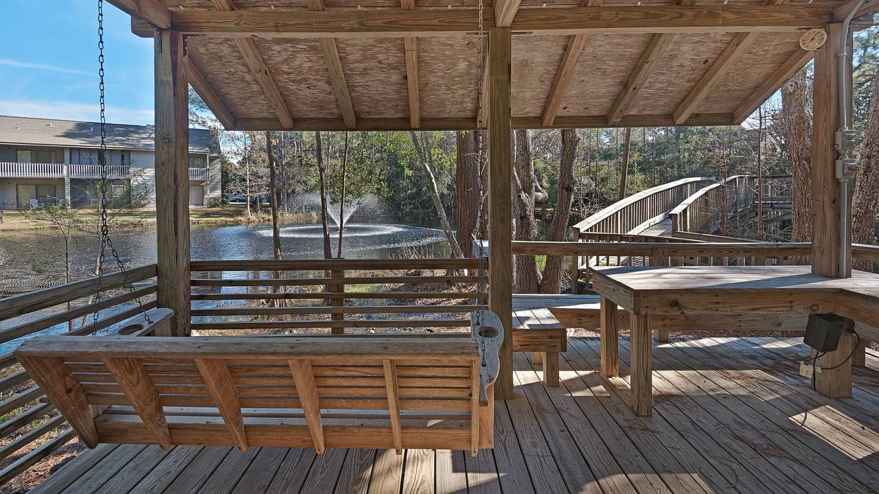 Cassine Village Grounds & Amenities Cassine Village Grounds & Amenities