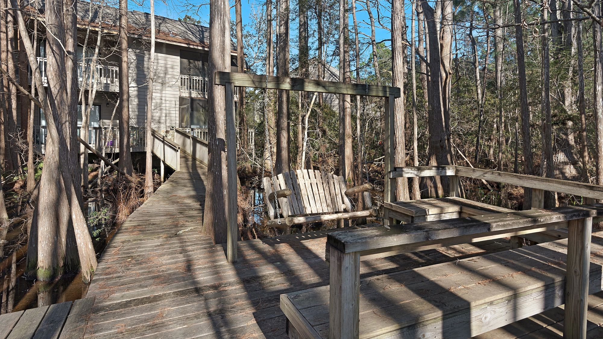 Cassine Village Grounds & Amenities