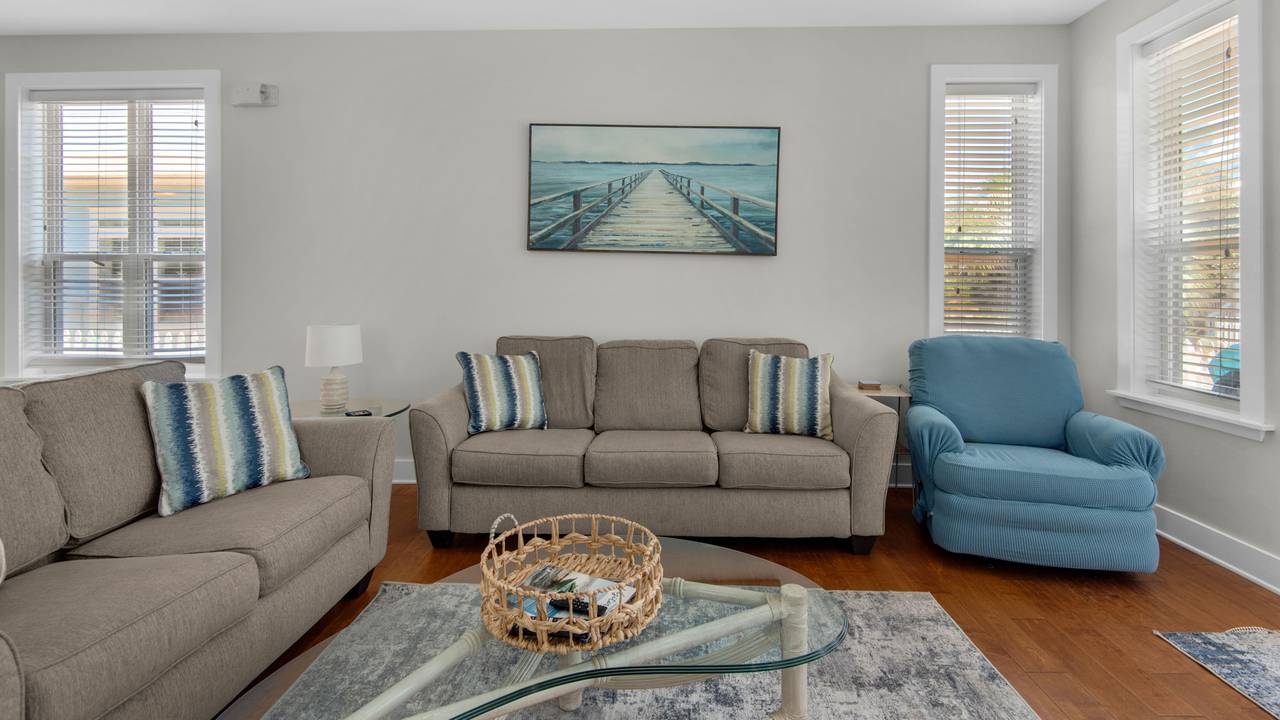 Walking on Waves Walking on Waves