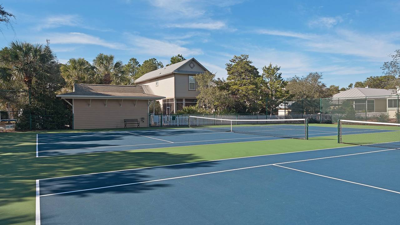 Cassine Village Grounds & Amenities Cassine Village Grounds & Amenities