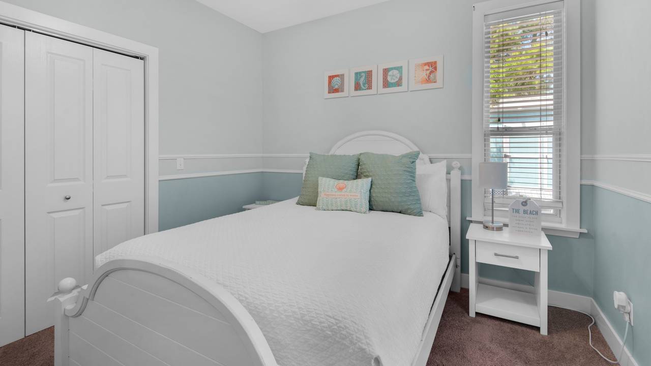 Walking on Waves Walking on Waves