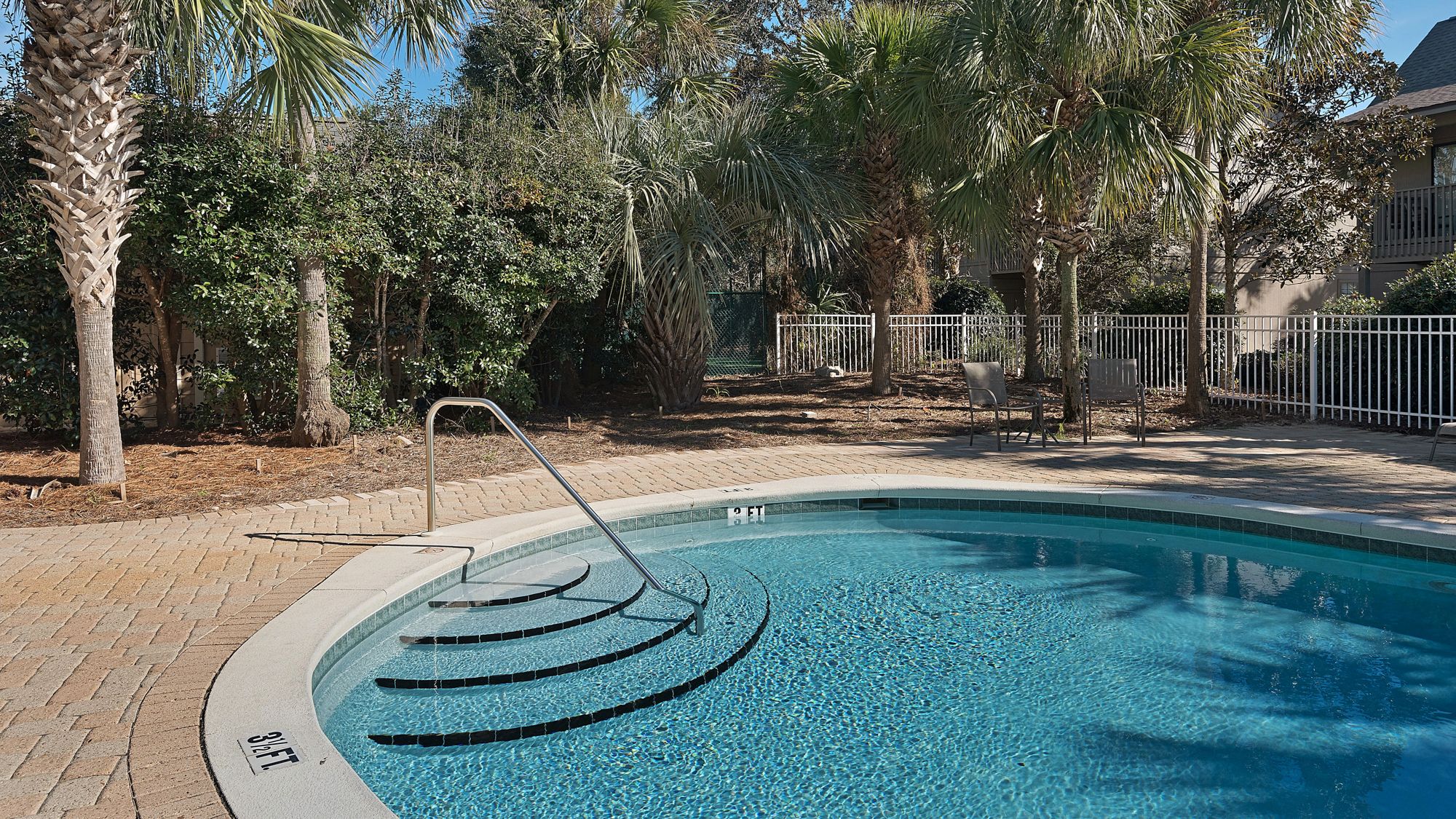 Cassine Village Grounds & Amenities