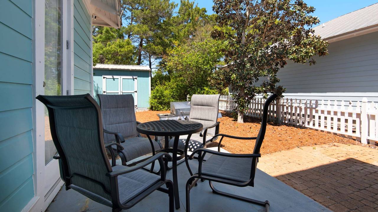 Walking on Waves Walking on Waves