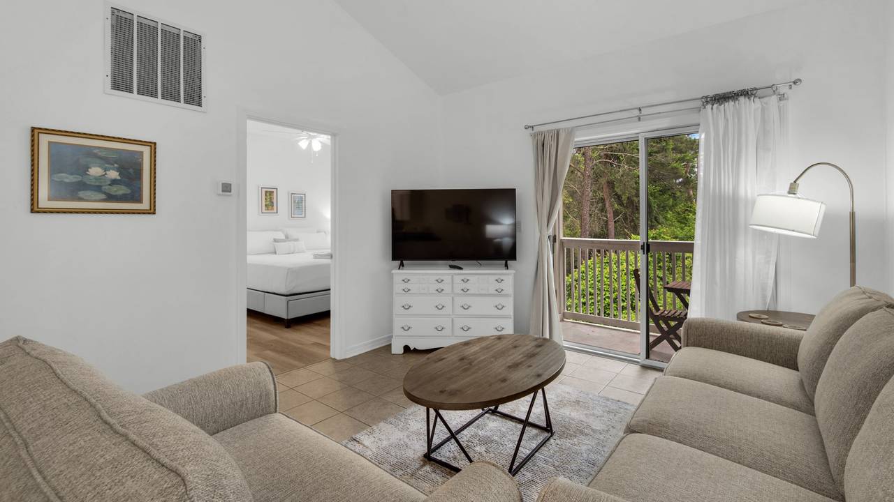 Herons Watch 6207 Dining into private balcony Herons Watch 6207 Dining into private balcony