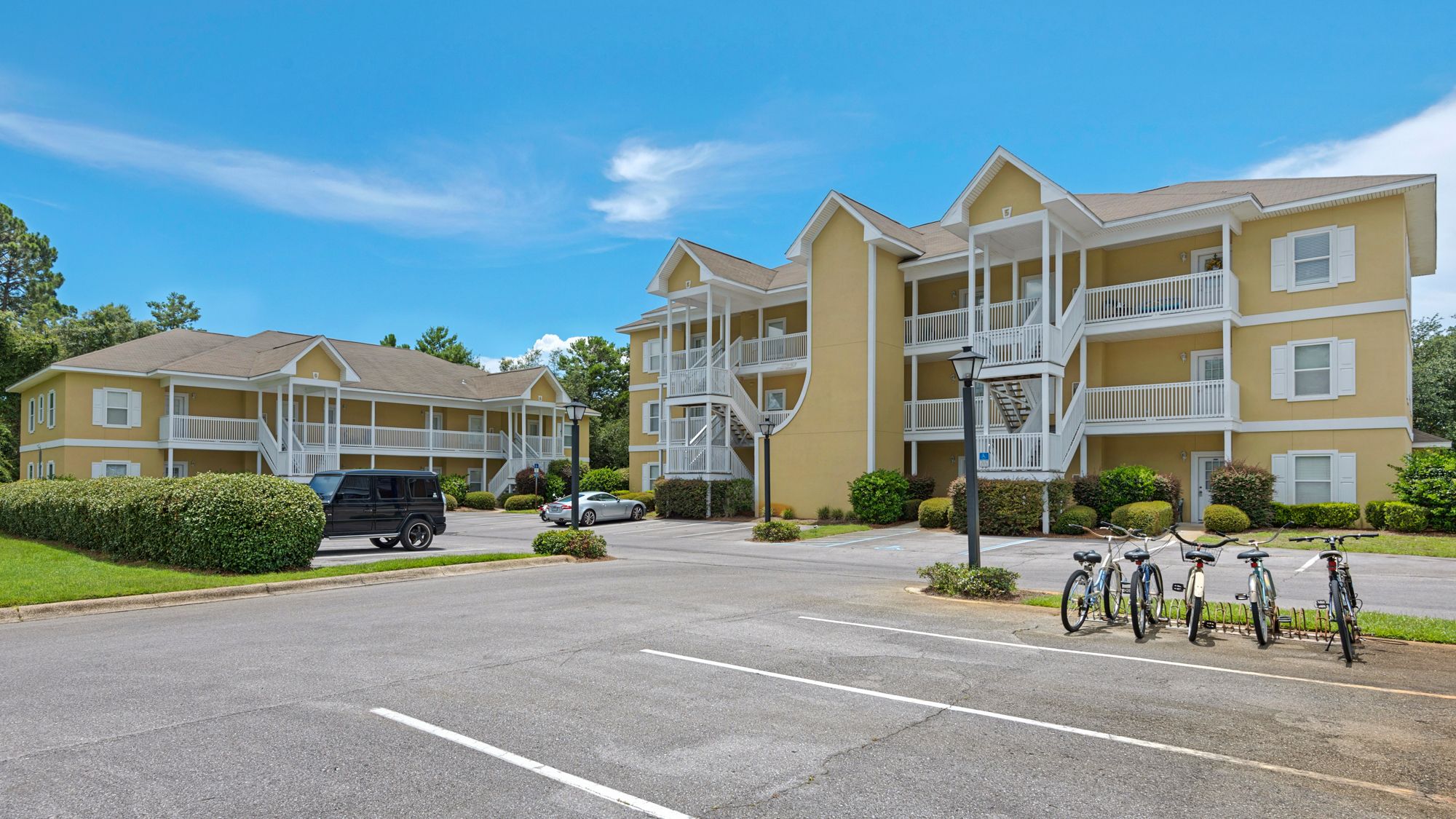 Herons Watch Grounds & Amenities