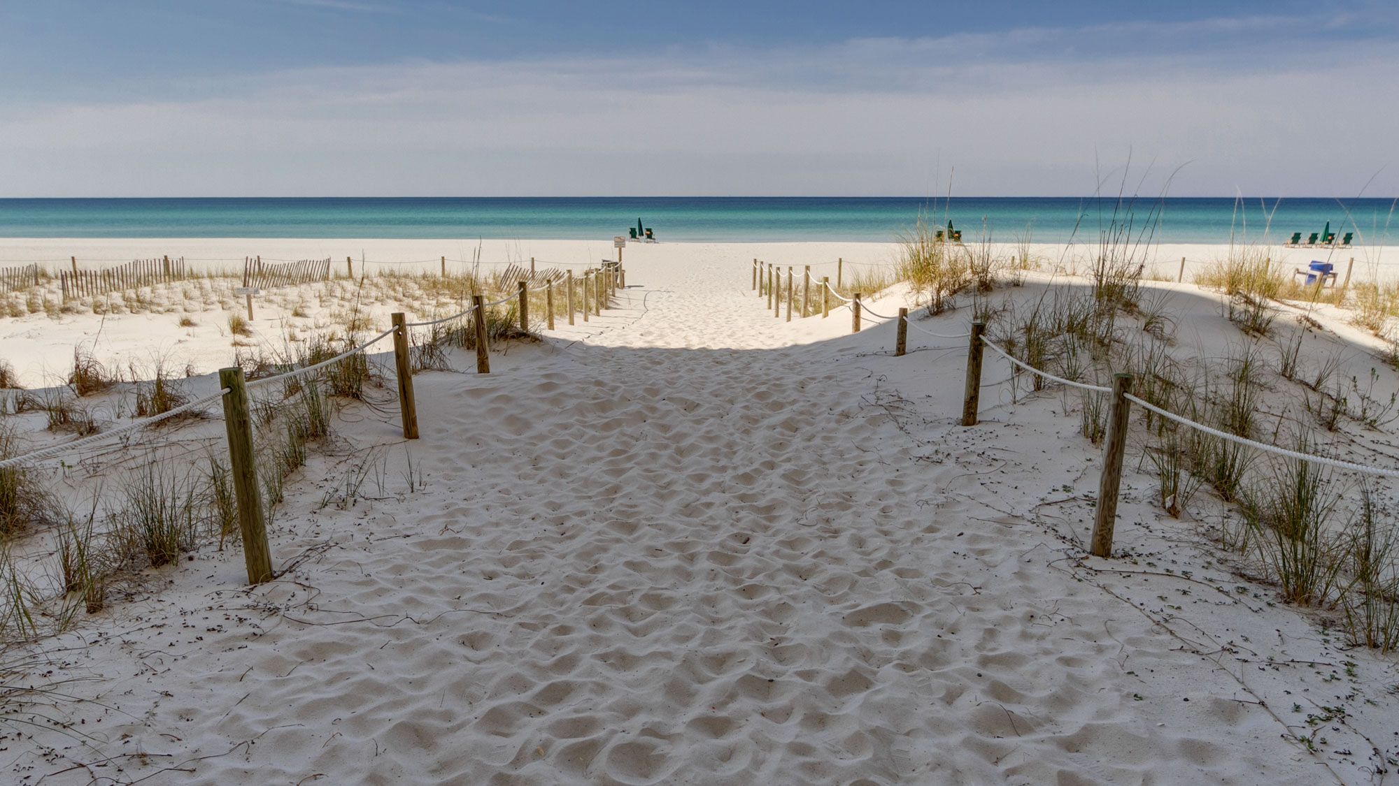 Pinnacle Port Grounds & Amenities