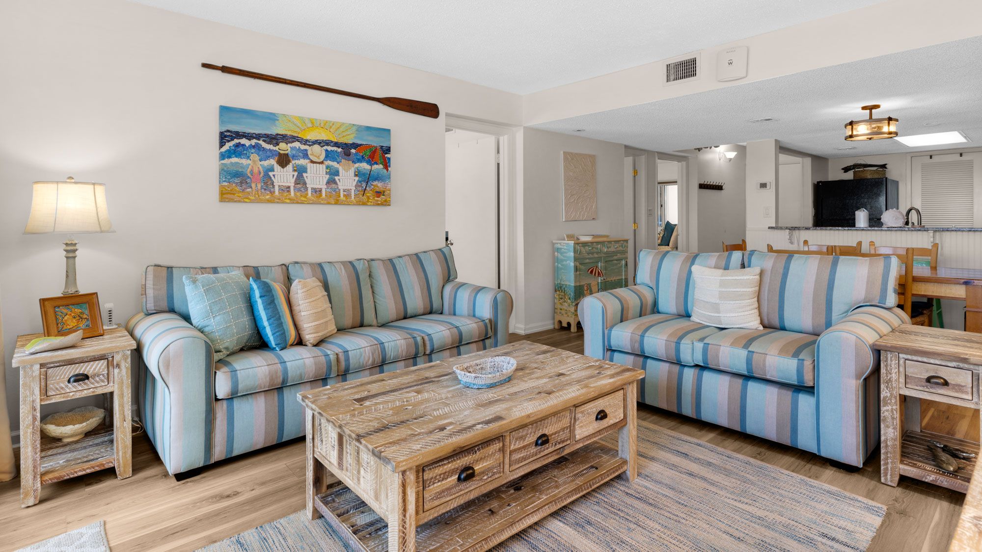 Sunnyside Up - Living area