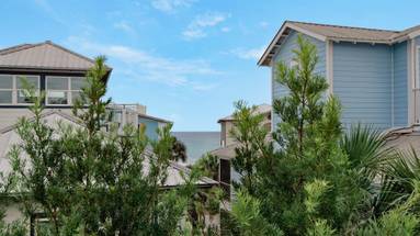 Just Add Salt - 3rd floor: Private Balcony Just Add Salt - 3rd floor: Private Balcony