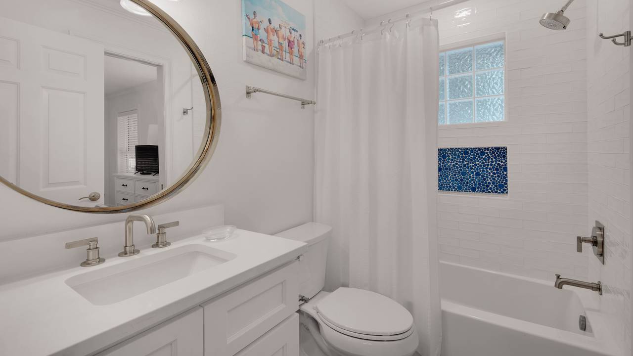 Just Add Salt - Ground floor: Shared bath Just Add Salt - Ground floor: Shared bath