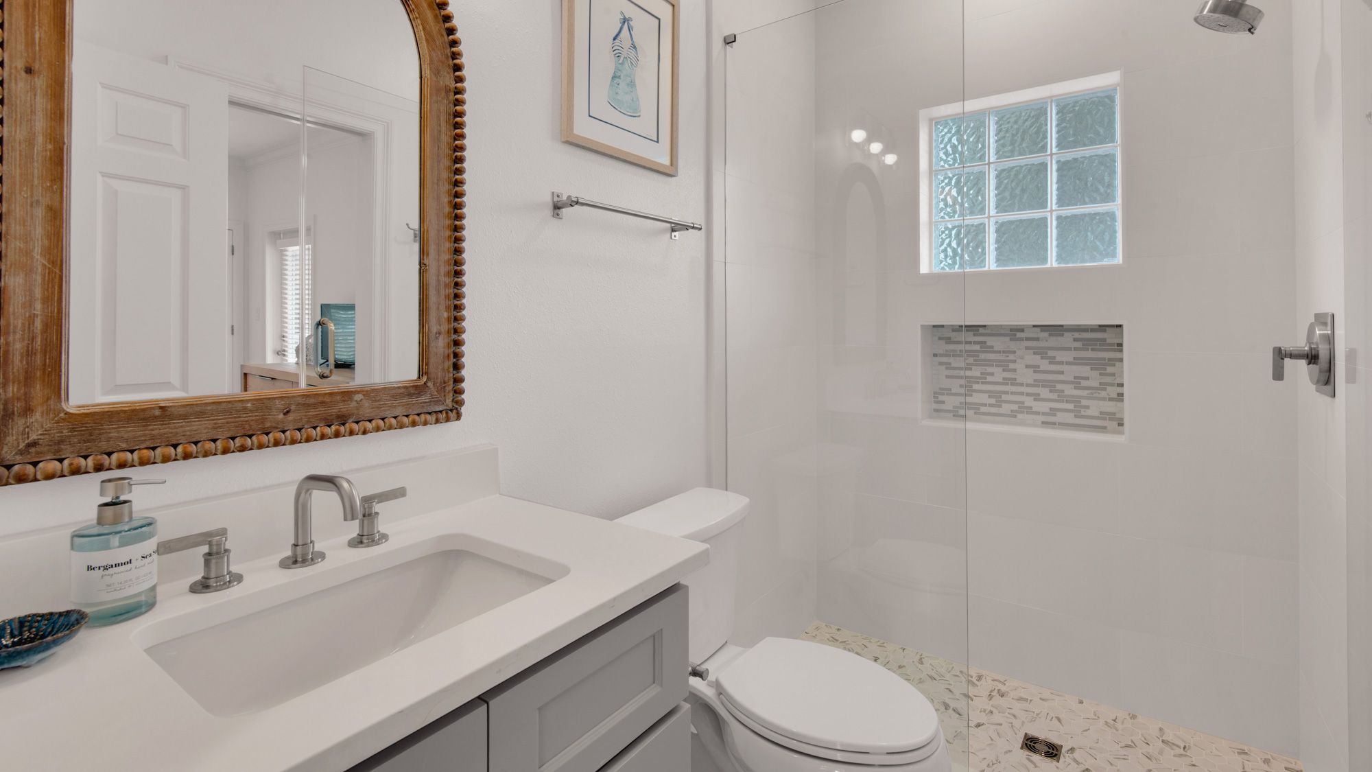 Just Add Salt - 2nd floor: Private bath