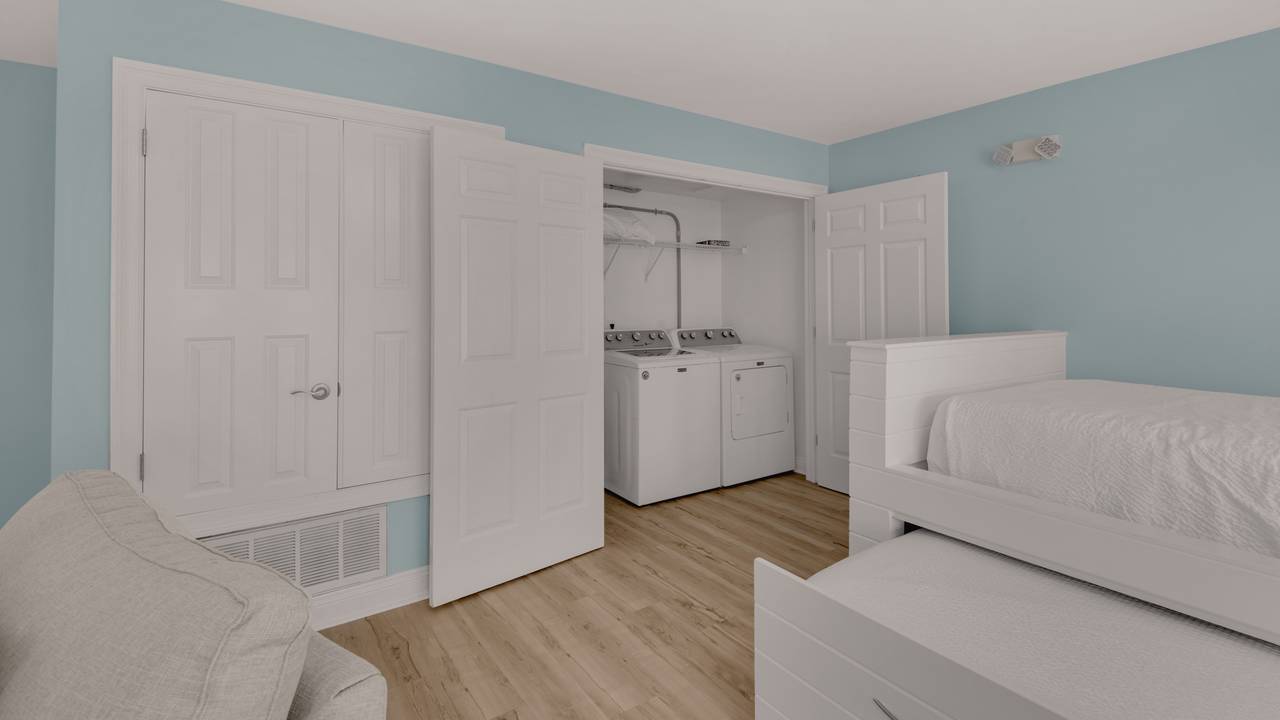 Just Add Salt - Ground floor: 2 twin beds with 2 trundles Just Add Salt - Ground floor: 2 twin beds with 2 trundles