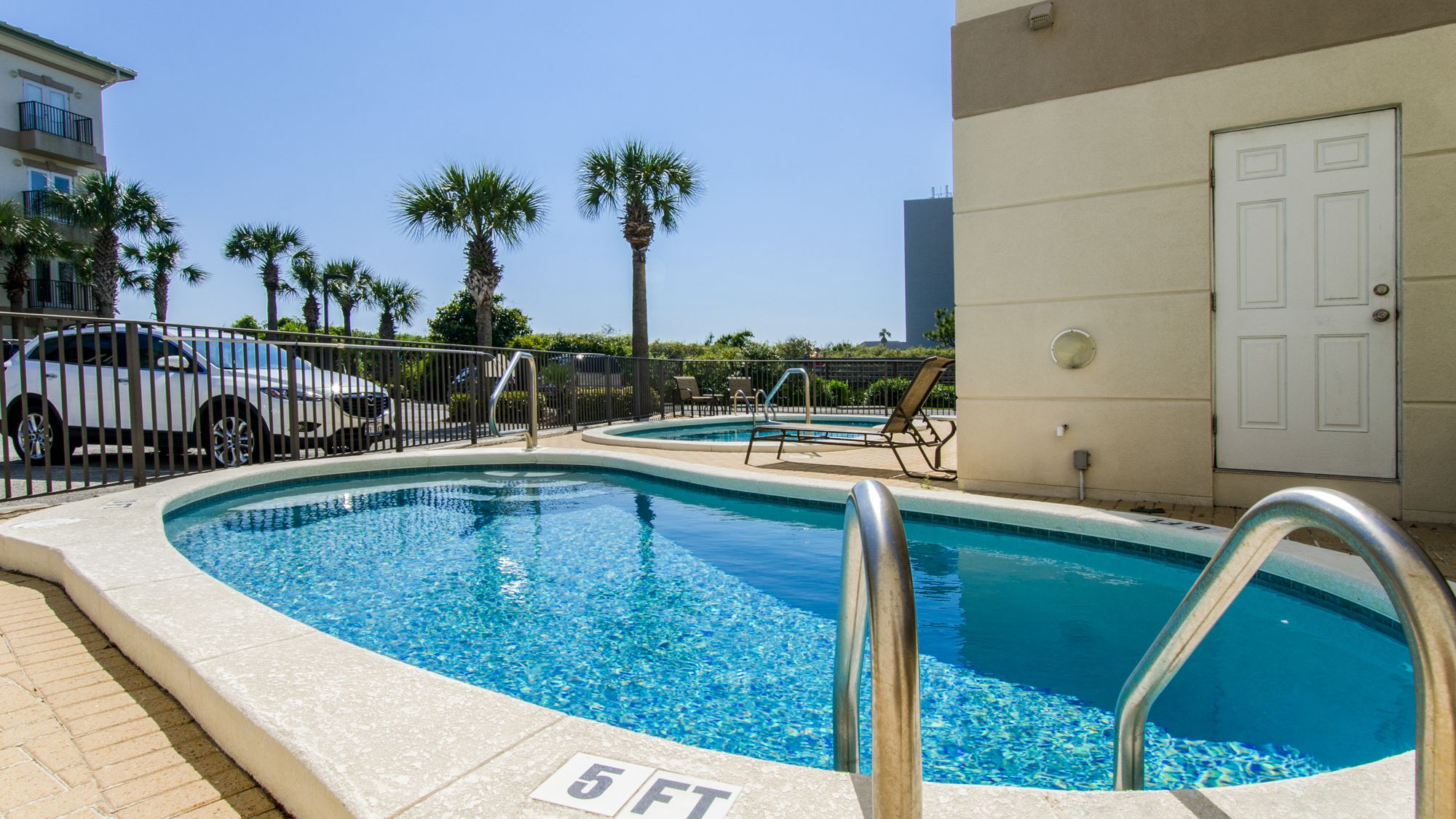 Legacy Grounds & Amenities