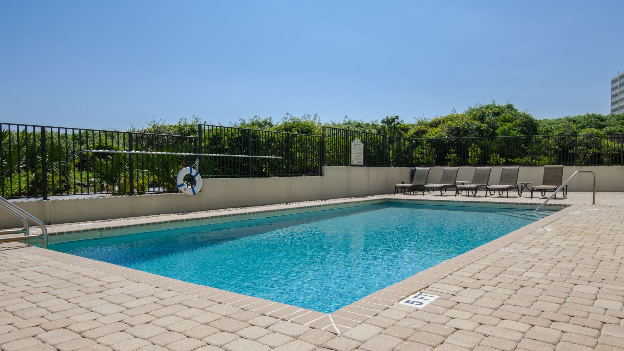 Legacy Grounds & Amenities