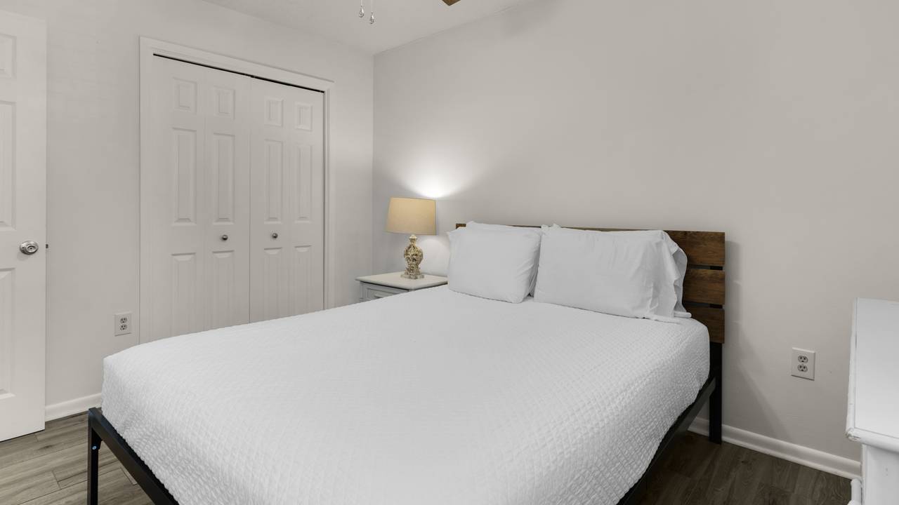 Beachwood Villas 1C - Bedroom Beachwood Villas 1C - Bedroom