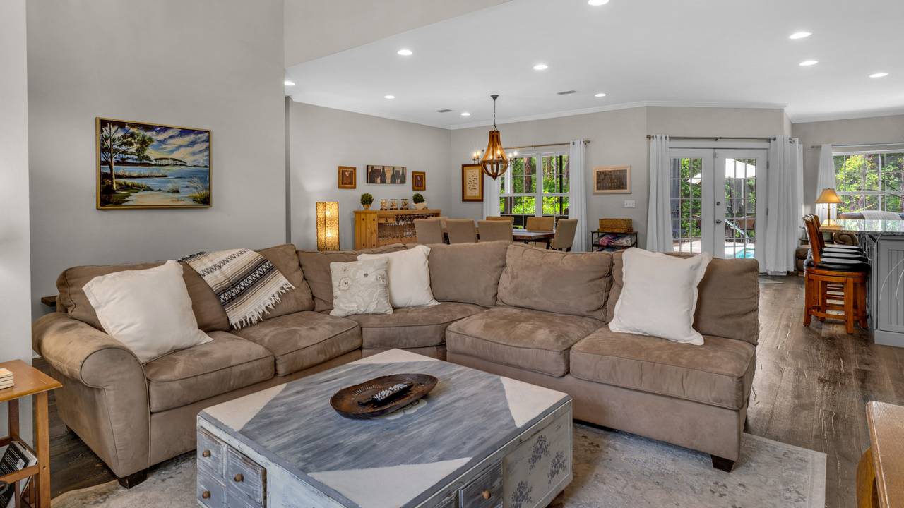 Living area Living area