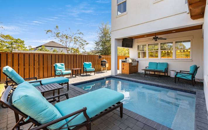 Changes in Latitude Changes in Latitude