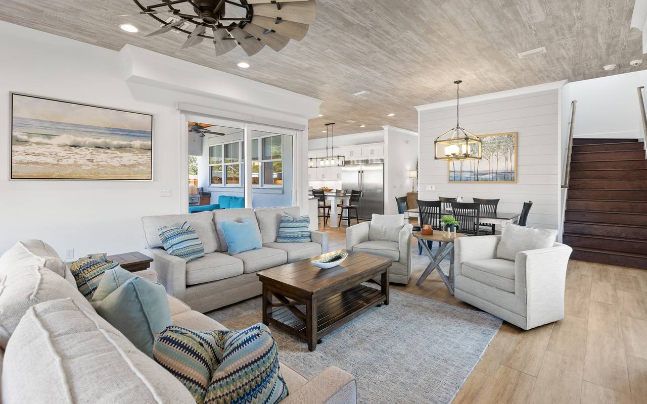 Changes in Latitude Changes in Latitude