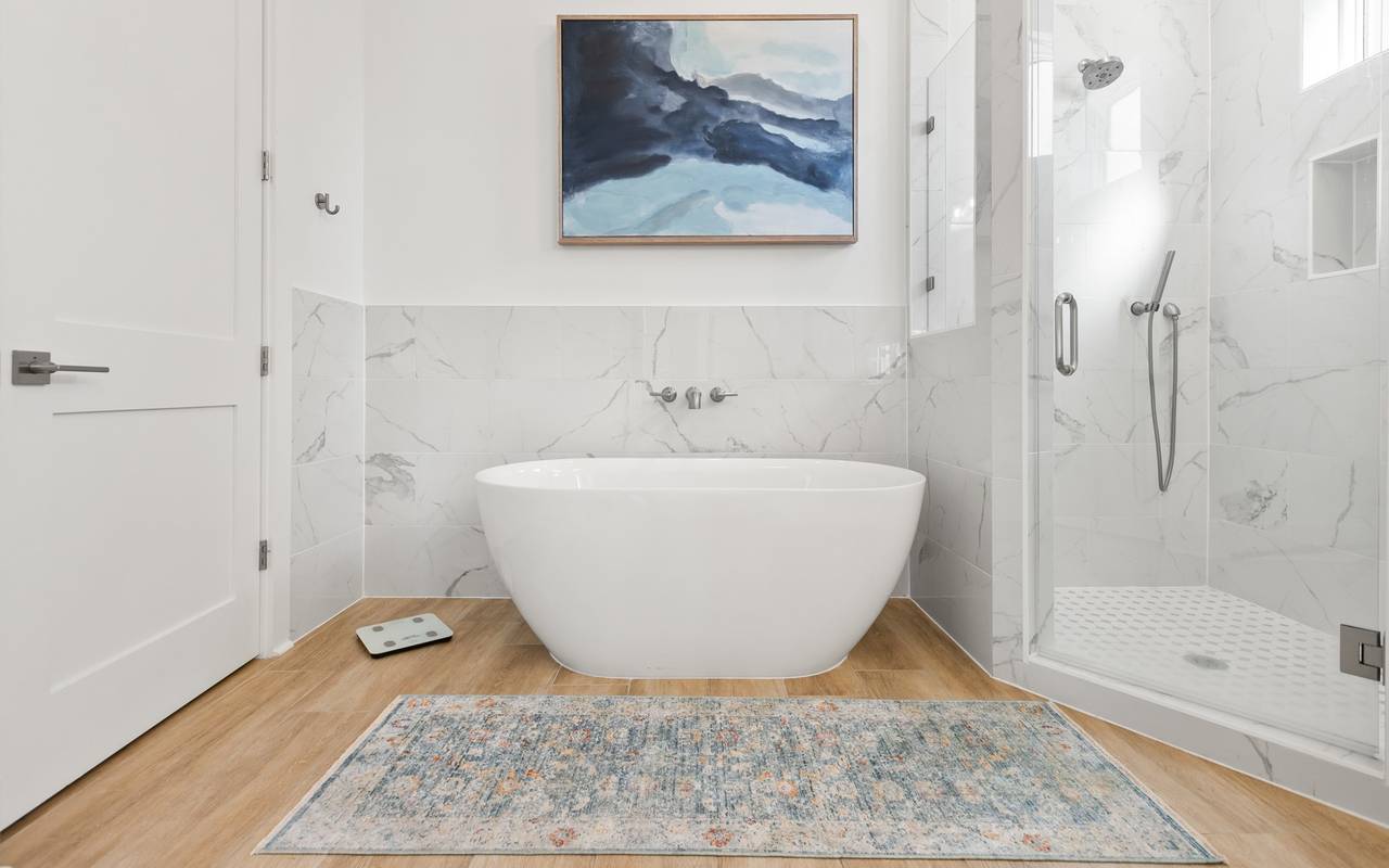 Changes in Latitude Changes in Latitude