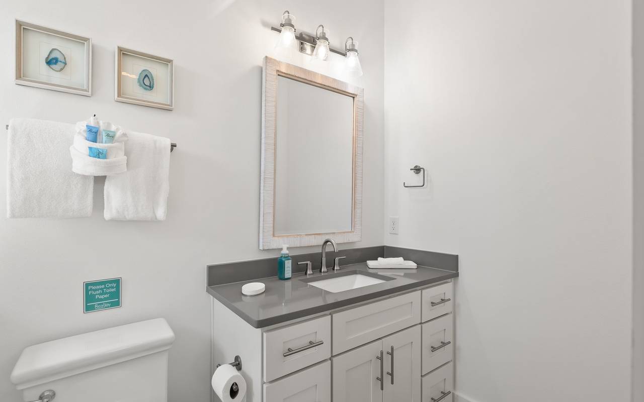 Changes in Latitude Changes in Latitude