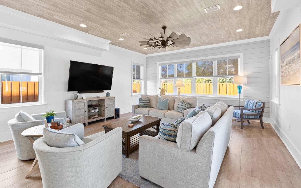 Changes in Latitude Changes in Latitude