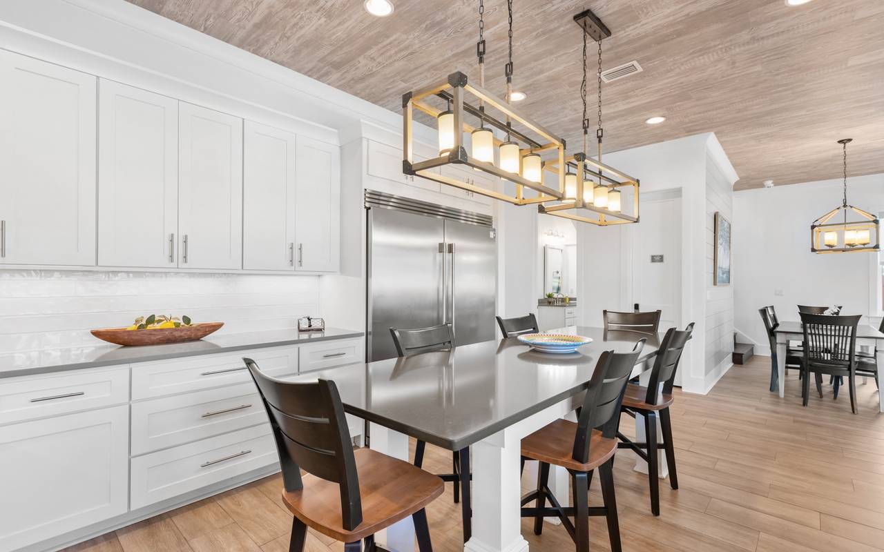 Changes in Latitude Changes in Latitude