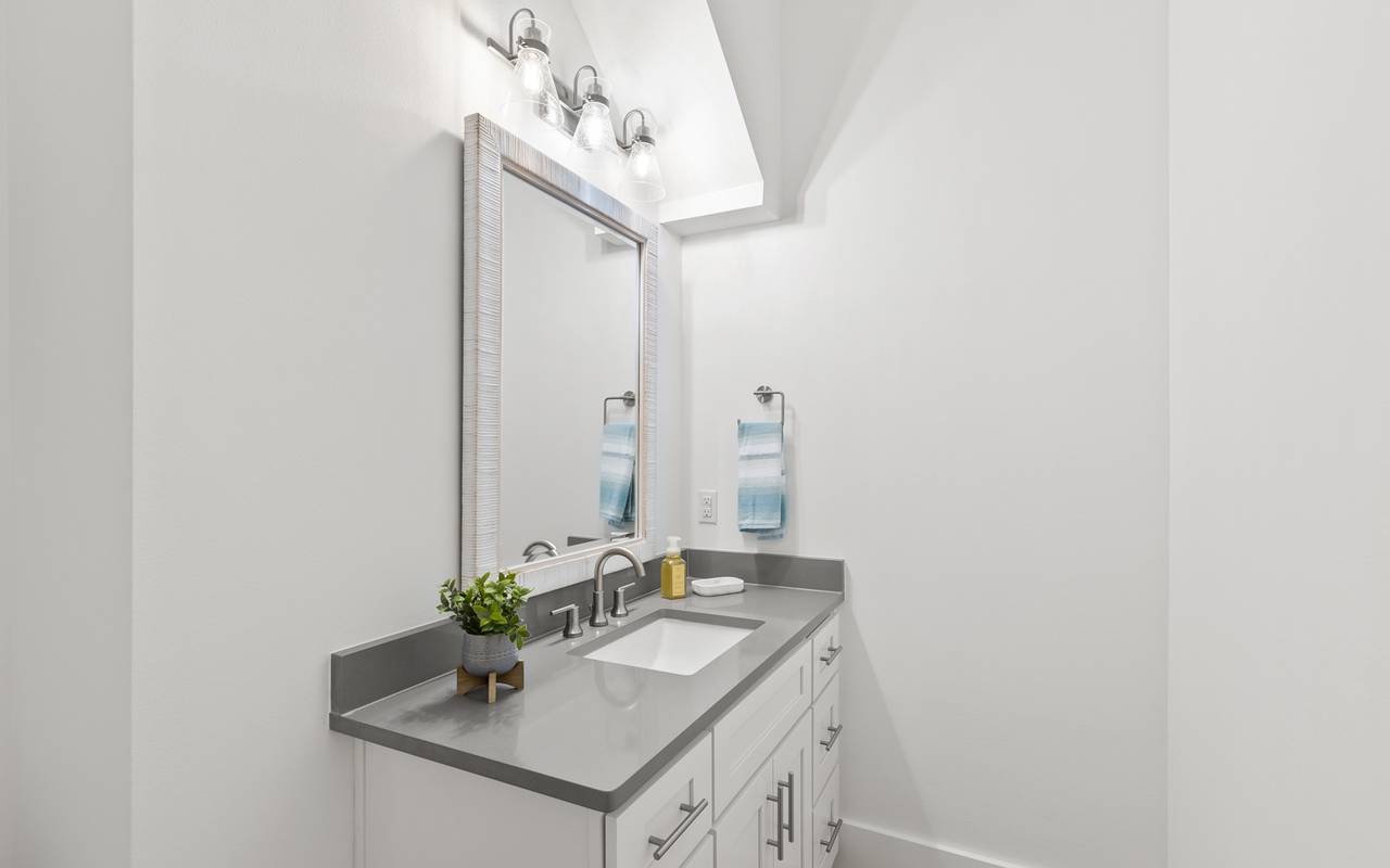 Changes in Latitude Changes in Latitude