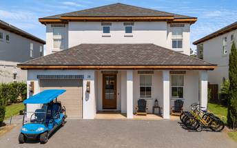 Lynda Lou's Lynda Lou's