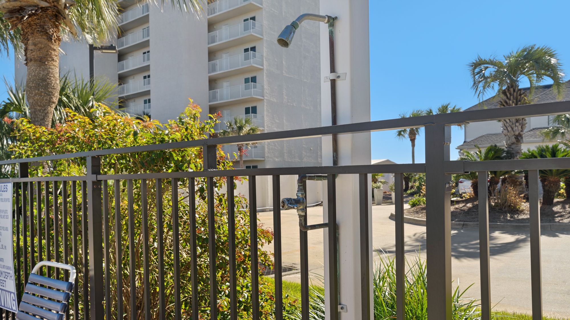 Emerald Hill Outdoor shower