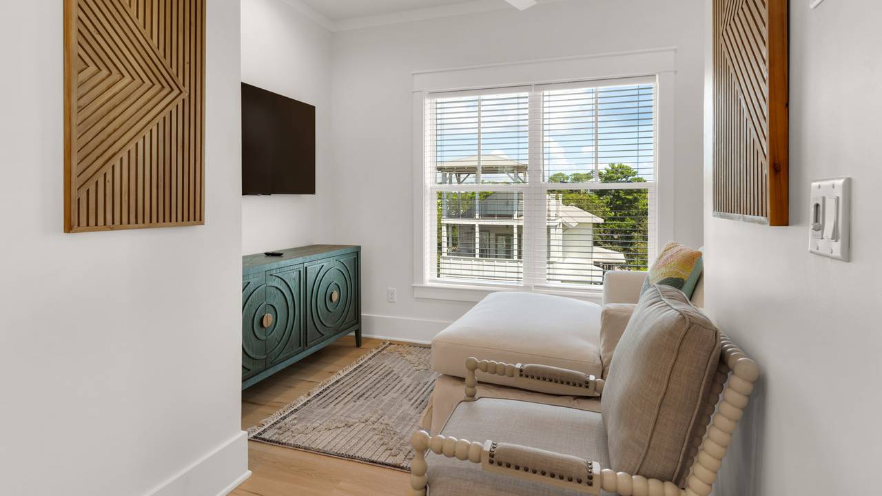 Sunset on Sawgrass - 3rd Floor Lounge Area Sunset on Sawgrass - 3rd Floor Lounge Area