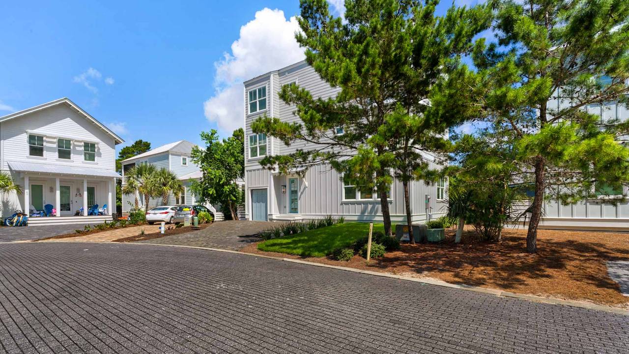 Sunset on Sawgrass Sunset on Sawgrass