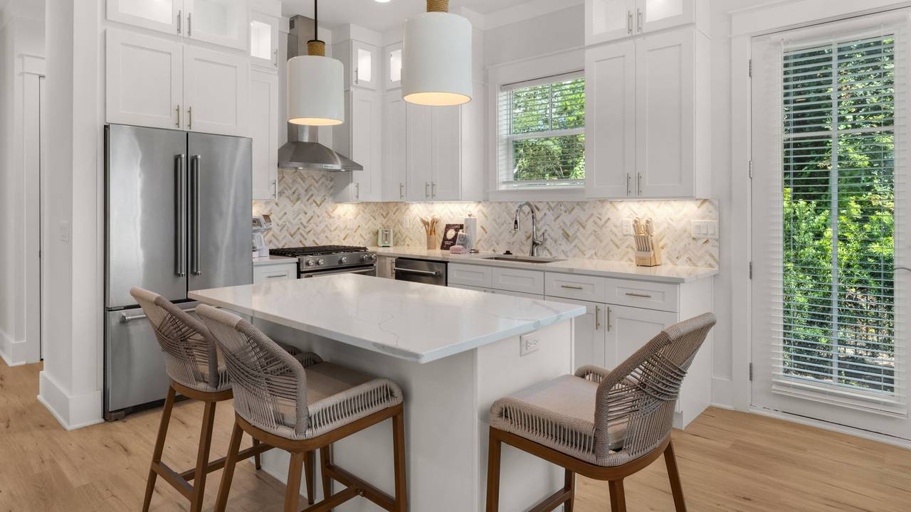 Sunset on Sawgrass - Kitchen Area Sunset on Sawgrass - Kitchen Area