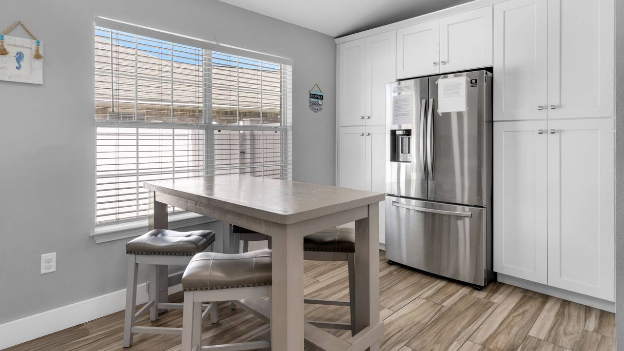 Sweet Retreat - Additional dining area in the kitchen Sweet Retreat - Additional dining area in the kitchen