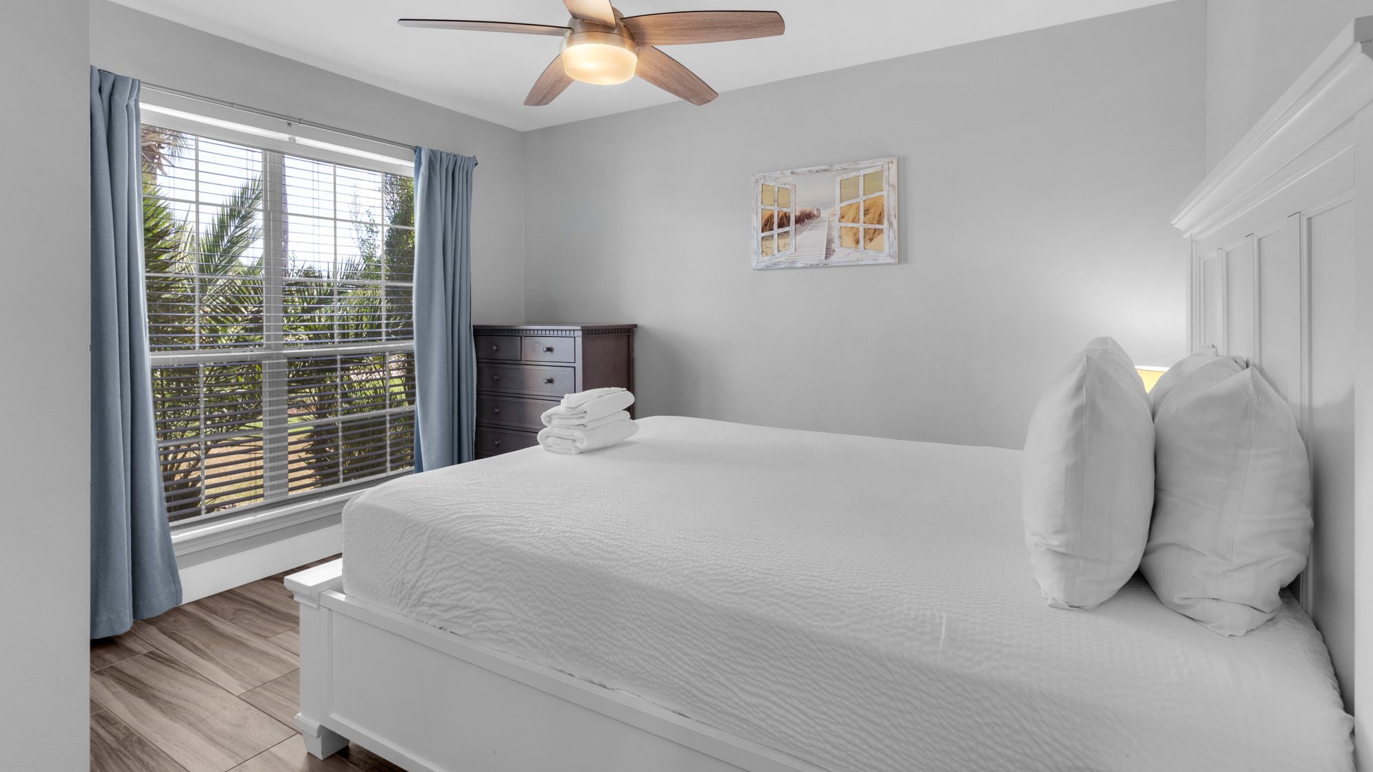 Sweet Retreat - Bedroom 4 w/ King bed