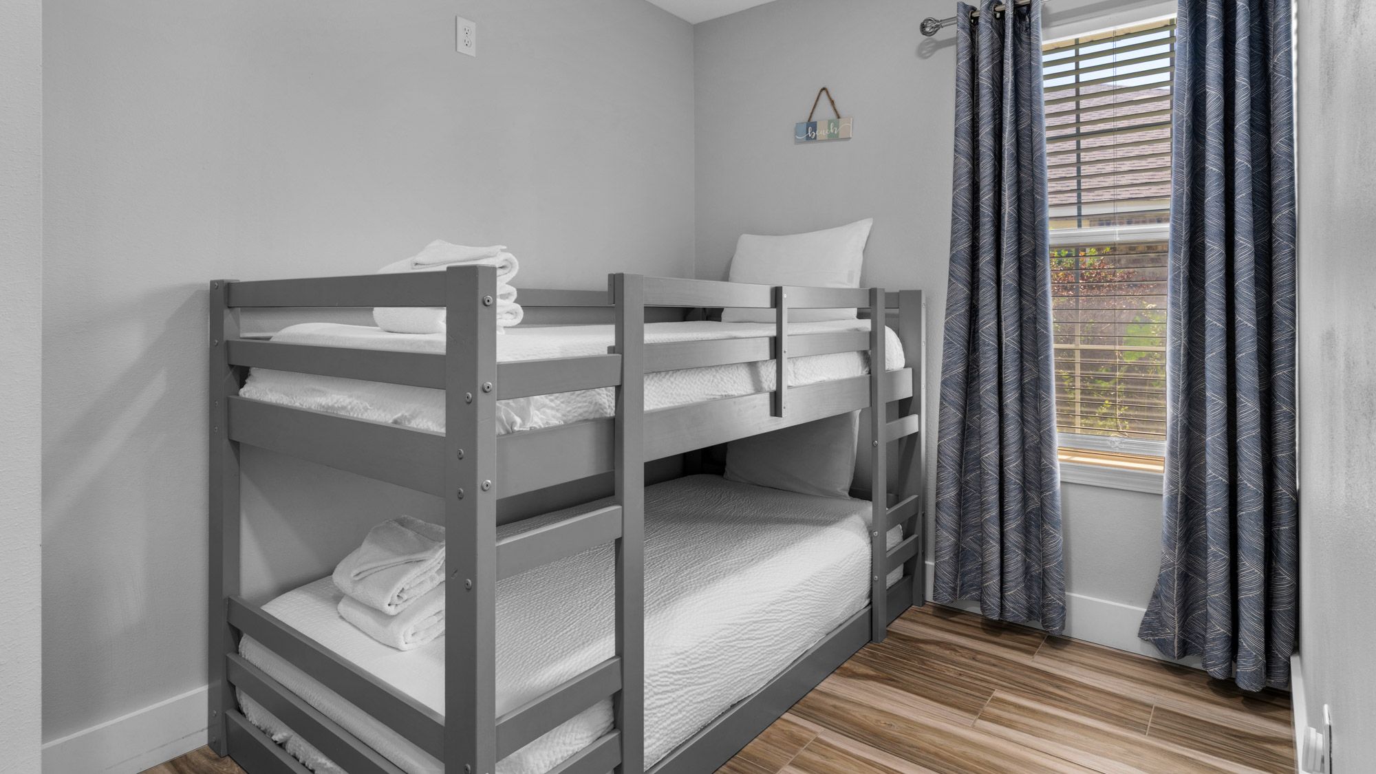 Sweet Retreat - Bedroom 3 w/ Twin-over-twin bed