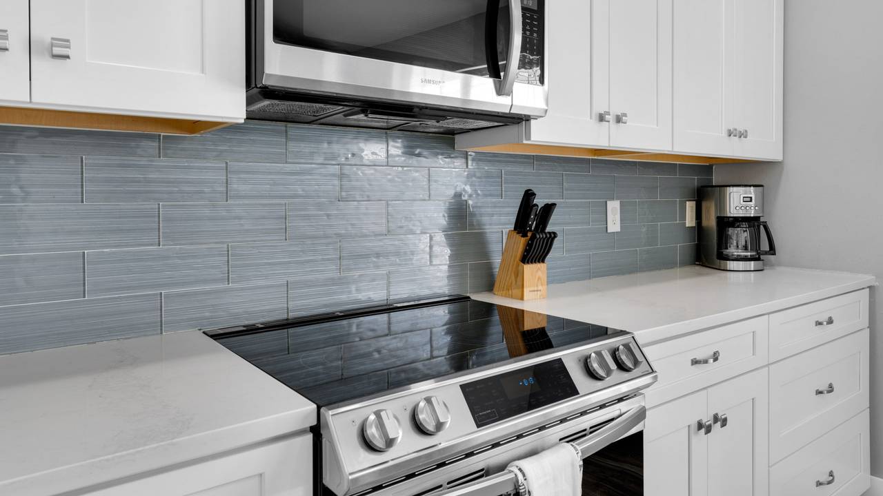 Sweet Retreat - Kitchen Area Sweet Retreat - Kitchen Area