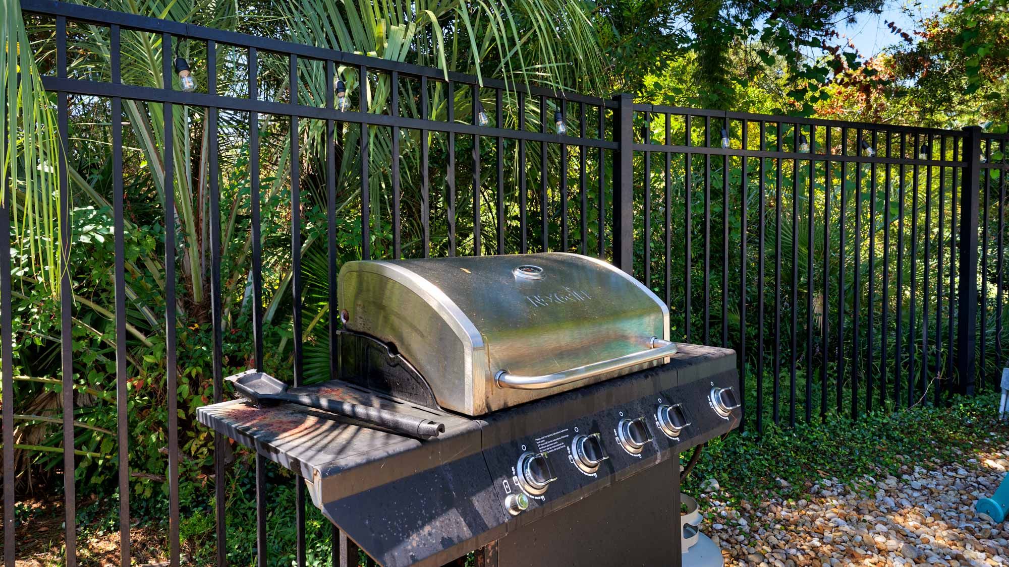 Sweet Retreat - Grill