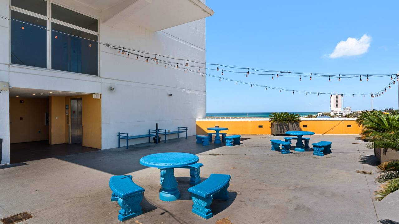 Sterling Reef Grounds & Amenities Sterling Reef Grounds & Amenities