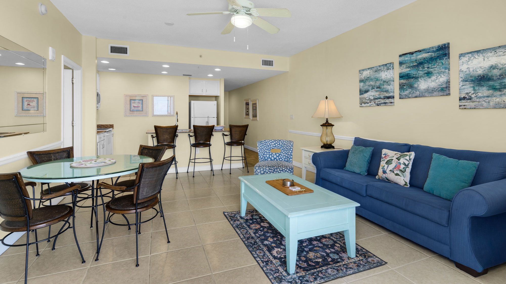 Sterling Reef 1604 - Living area 
