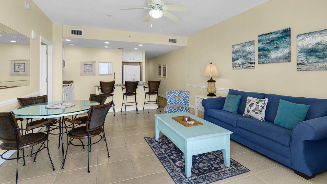 Sterling Reef 1604 - Living area Sterling Reef 1604 - Living area